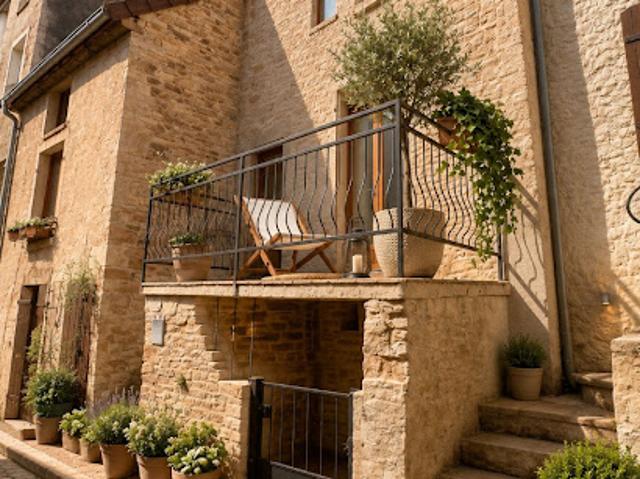 Vente Maison 6 pièces 150 m2 Saint Gengoux le National