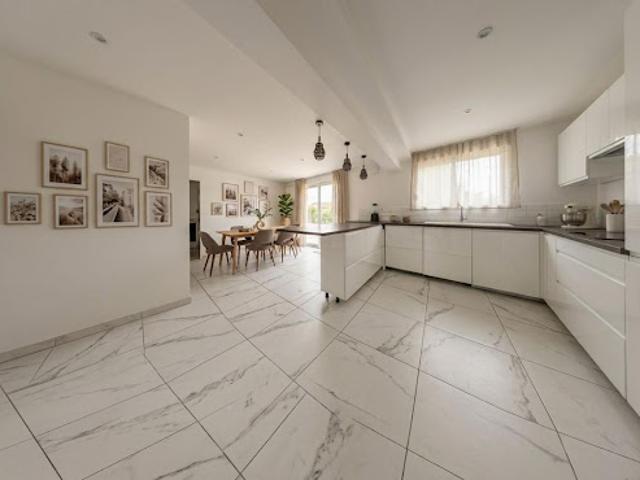 Vente Maison 6 pièces 150 m2 Saint Herblain
