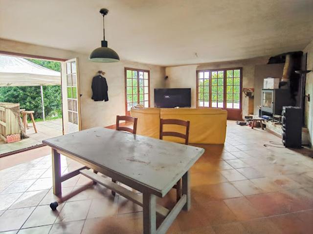 Vente Maison 6 pièces 150 m2 Seraincourt