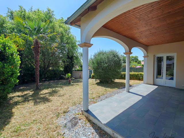 Vente Maison 6 pièces 150 m2 Smarves