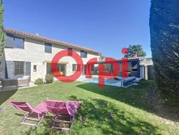 Vente Maison 6 pièces 150 m2 Vourles