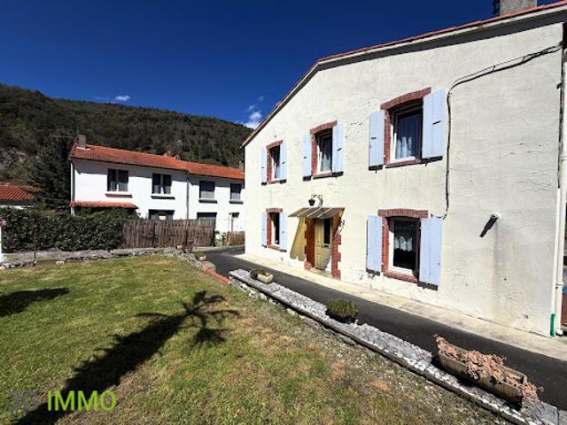 Vente Maison 6 pièces 151 m2 Axat