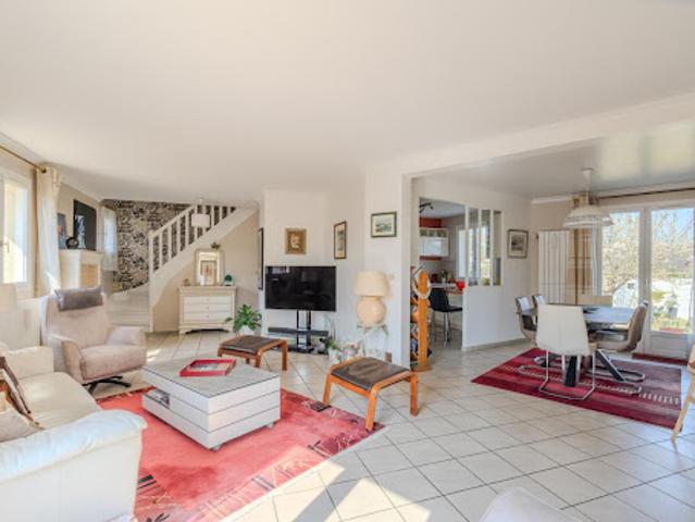 Vente Maison 6 pièces 151 m2 Champs sur Marne