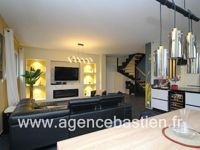 Vente Maison 6 pièces 151 m2 Saint Genis Pouilly