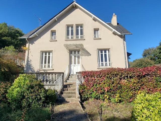 Vente Maison 6 pièces 151 m2 Ydes
