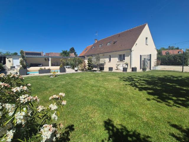 Vente Maison 6 pièces 152 m2 Fontenay Trésigny