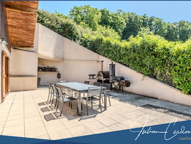 Vente Maison 6 pièces 152 m2 Reignier
