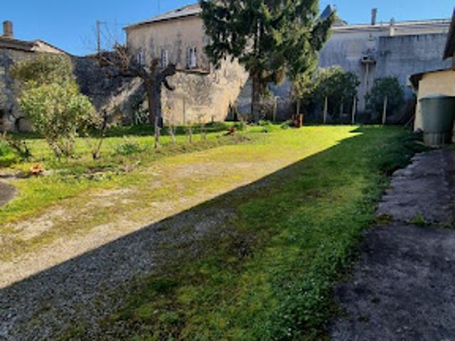 Vente Maison 6 pièces 153 m2 Barbezieux Saint Hilaire