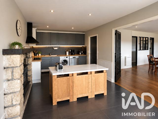 Vente Maison 6 pièces 153 m2 Eréac