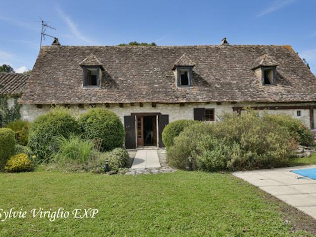 Vente Maison 6 pièces 153 m2 Issigeac