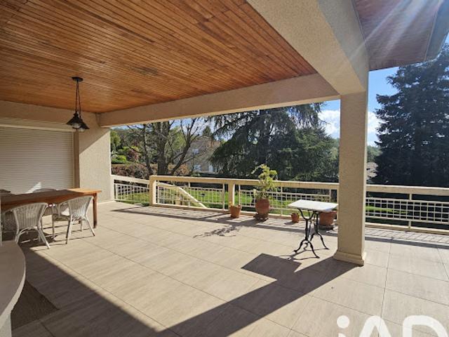 Vente Maison 6 pièces 153 m2 L'Etrat