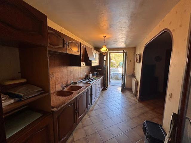 Vente Maison 6 pièces 153 m2 Saint Vite