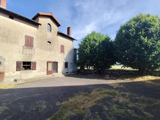 Vente Maison 6 pièces 153 m2 Vernassal
