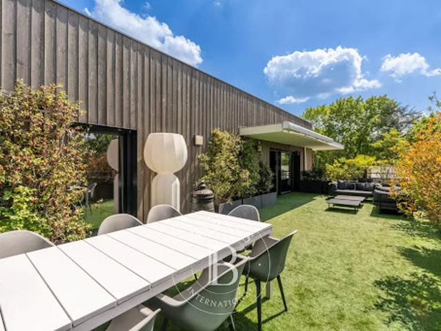 Vente Maison 6 pièces 153.45 m2 La Celle Saint Cloud