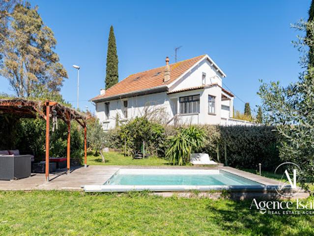 Vente Maison 6 pièces 153.8 m2 Bormes les Mimosas