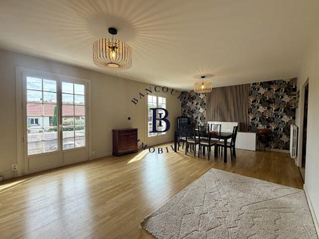 Vente Maison 6 pièces 164 m2 Malemort sur Corrèze