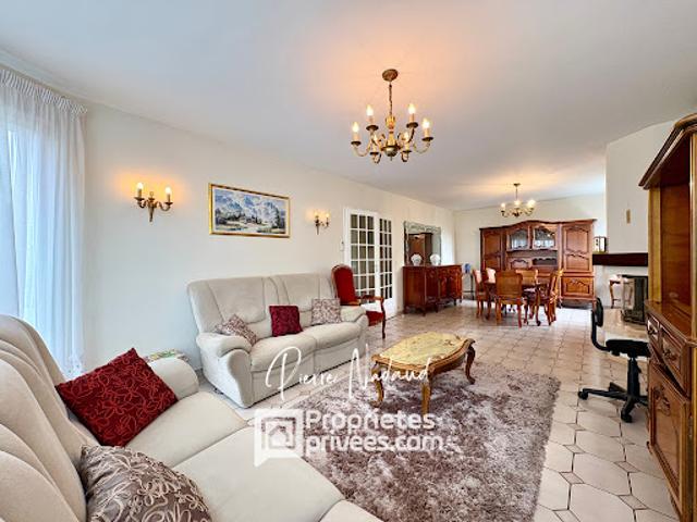 Vente Maison 6 pièces 165 m2 Les Eglisottes et Chalaures