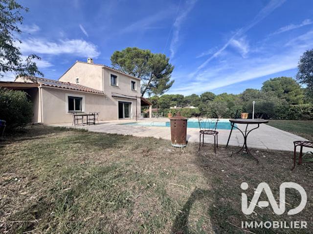 Vente Maison 6 pièces 164 m2 Pélissanne