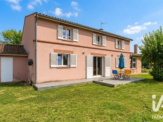 Vente Maison 6 pièces 164 m2 Sainte Foy d'Aigrefeuille