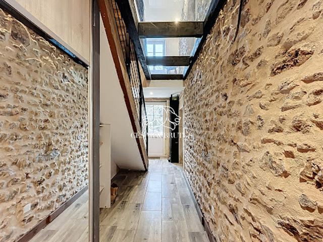 Vente Maison 6 pièces 164.63 m2 Saint Christophe en Brionnais