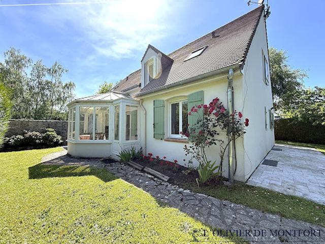 Vente Maison 6 pièces 165 m2 Montfort l'Amaury