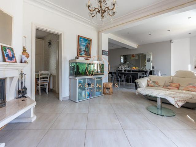 Vente Maison 6 pièces 165 m2 Nogent sur Marne