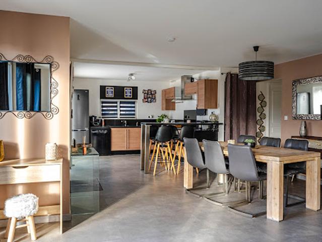 Vente Maison 6 pièces 153 m2 Eterville