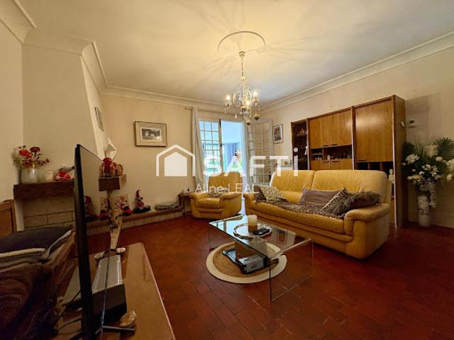 Vente Maison 6 pièces 165 m2 Castelsarrasin