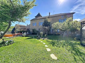 Vente Maison 6 pièces 165 m2 Goujounac