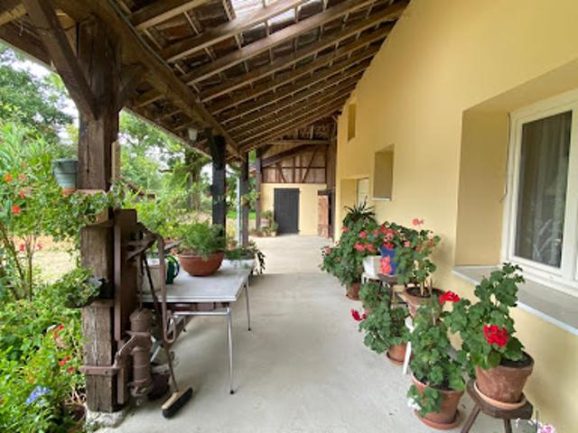 Vente Maison 6 pièces 165 m2 Lescheroux