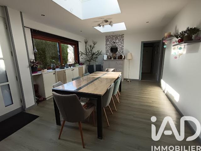 Vente Maison 6 pièces 165 m2 Saint Clément des Levées