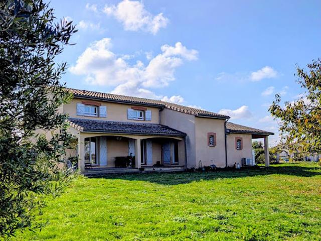 Vente Maison 6 pièces 165 m2 Saint Elix le Château
