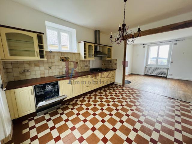 Vente Maison 6 pièces 165 m2 Seilhac
