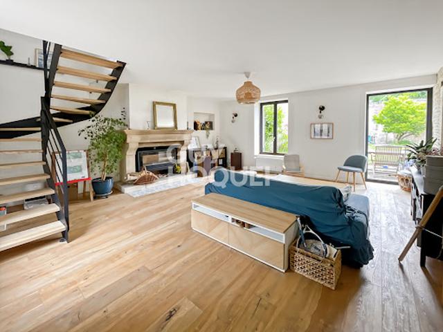 Vente Maison 6 pièces 165.05 m2 Douvres la Délivrande