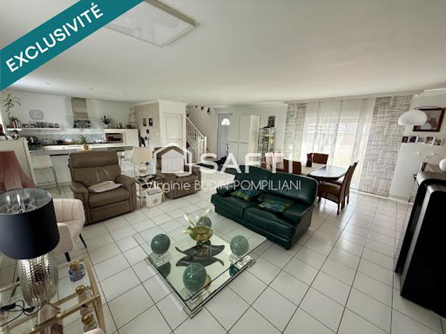 Vente Maison 6 pièces 166 m2 Mont Saint Martin