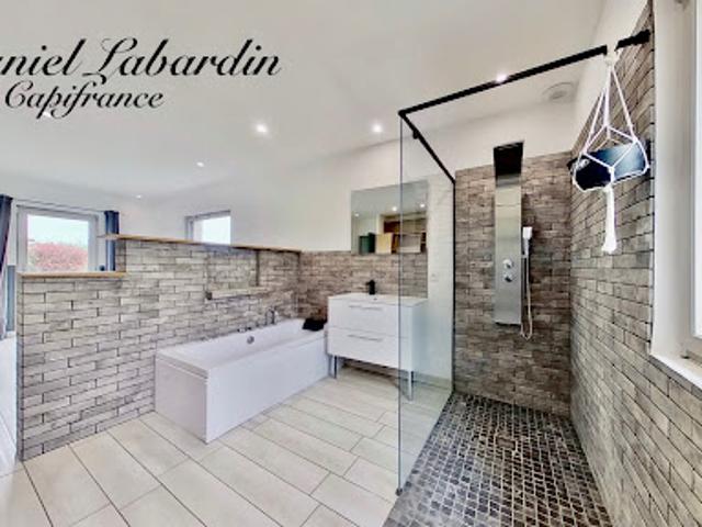 Vente Maison 6 pièces 166 m2 Montpouillan
