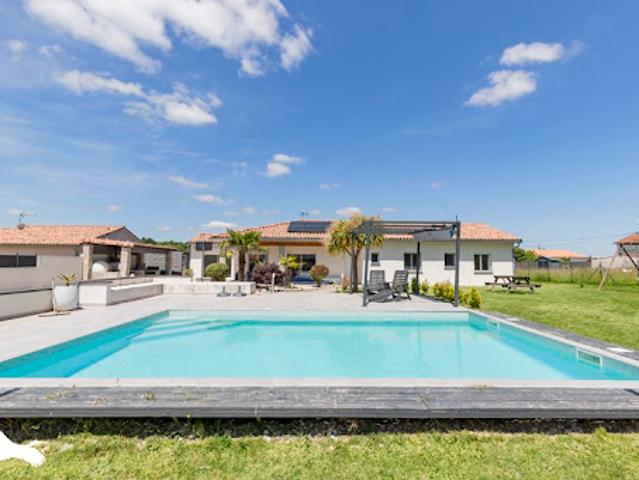Vente Maison 6 pièces 166 m2 Laroque d'Olmes