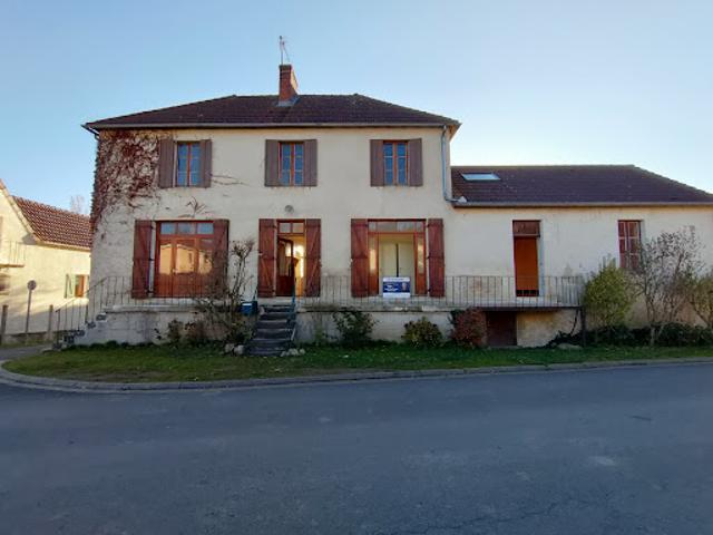 Vente Maison 6 pièces 166 m2 Sanssat