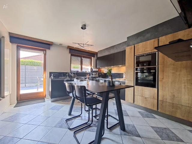 Vente Maison 6 pièces 166 m2 Wattrelos