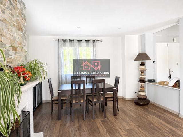 Vente Maison 6 pièces 167 m2 Ozoir la ferriere