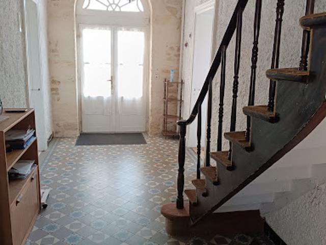 Vente Maison 6 pièces 167 m2 Blaye