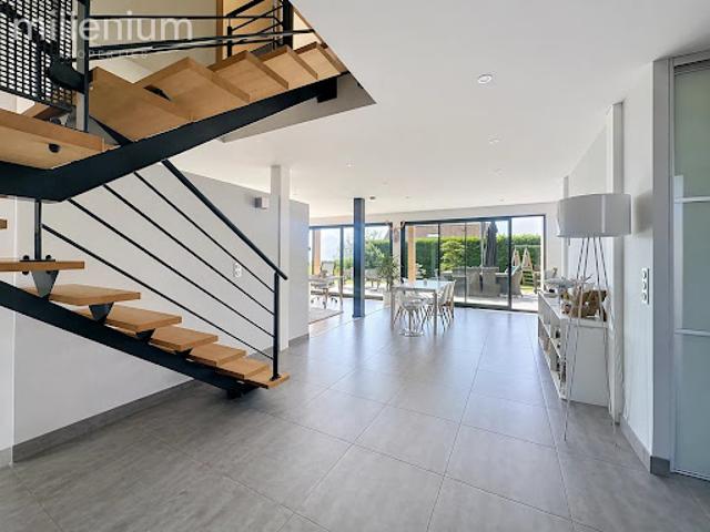 Vente Maison 6 pièces 167 m2 Cuvat