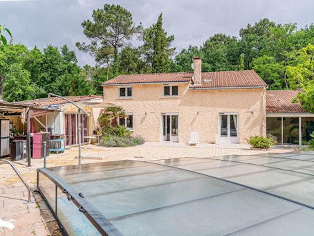 Vente Maison 6 pièces 167 m2 Le Pian Médoc