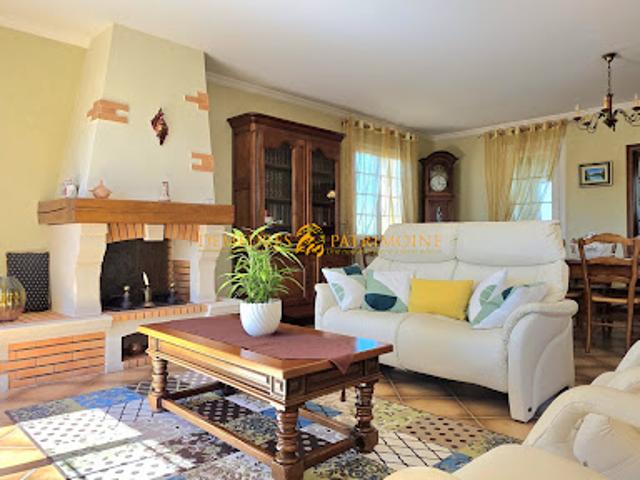 Vente Maison 6 pièces 167 m2 Puymoyen