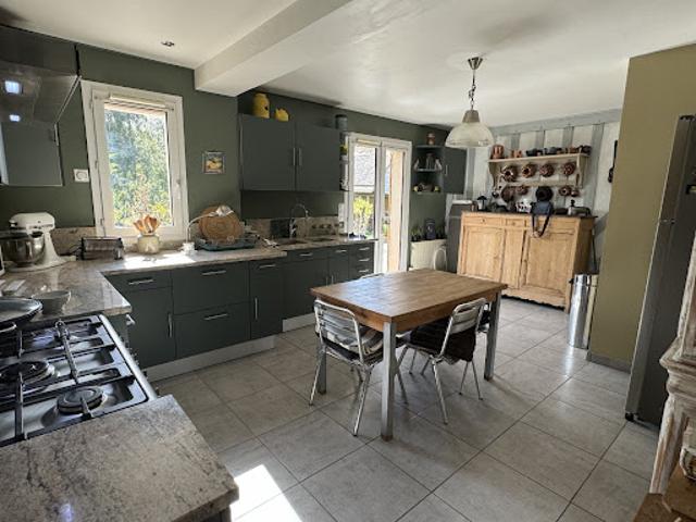 Vente Maison 6 pièces 167 m2 Surville