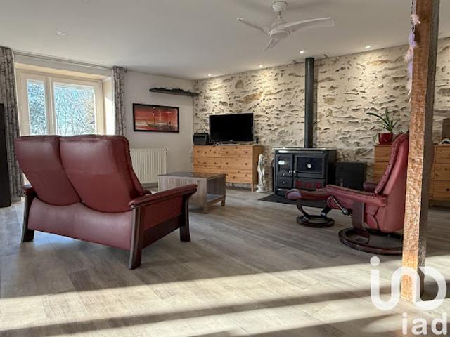 Vente Maison 6 pièces 167 m2 Saint Hilaire de Voust