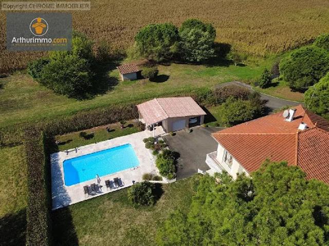 Vente Maison 6 pièces 167 m2 Sainte Bazeille