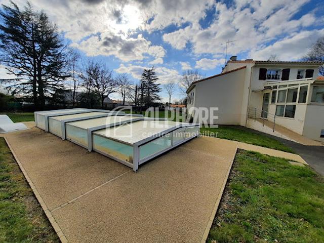 Vente Maison 6 pièces 167.81 m2 Fougere