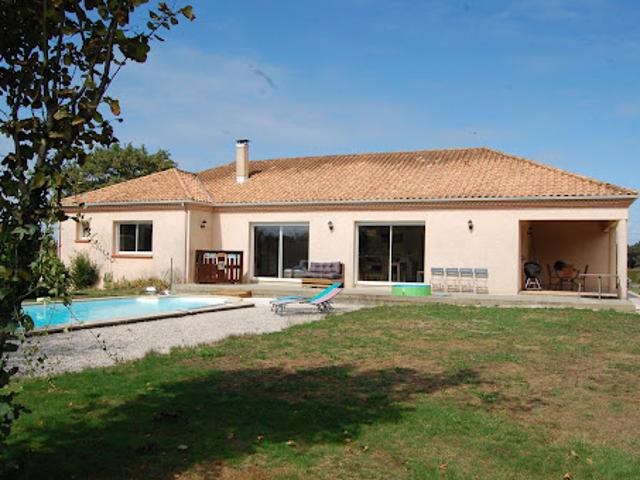 Vente Maison 6 pièces 168 m2 Morlaàs