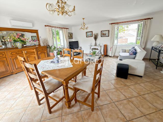Vente Maison 6 pièces 158 m2 Nimes